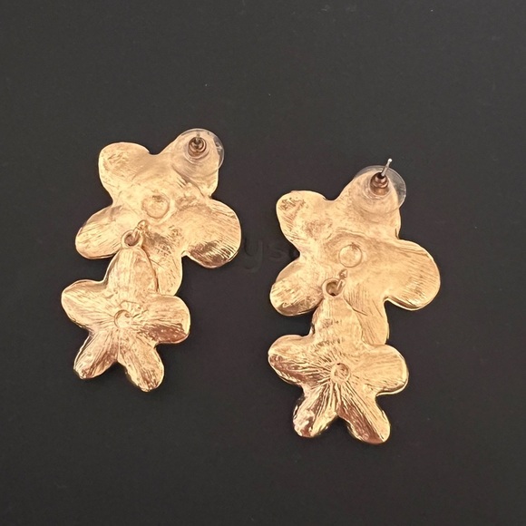 Yellow Gold Floral Earrings 2inch long flowers evening - Picture 4 of 5